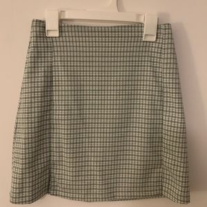 NWOT Cara brandy Melville skirt